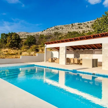 Villa Luxury Casa Dalmare Tugare